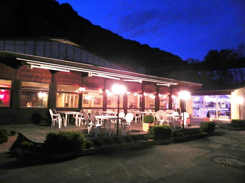 The River Village Interlaken Exterior foto